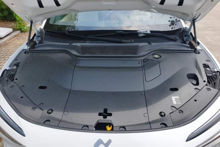Used ONVO L60 2025 Model—60 kWh Rear-Wheel-Drive Version Engine Bay