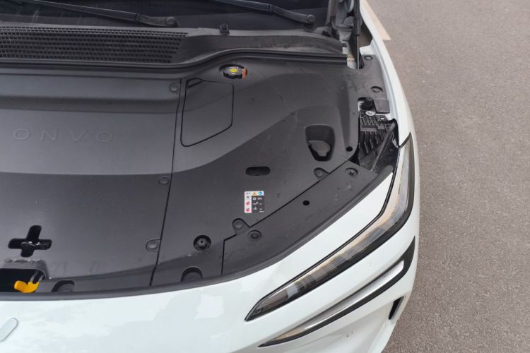 Used ONVO L60 2025 Model—60 kWh Rear-Wheel-Drive Version Engine Bay Left