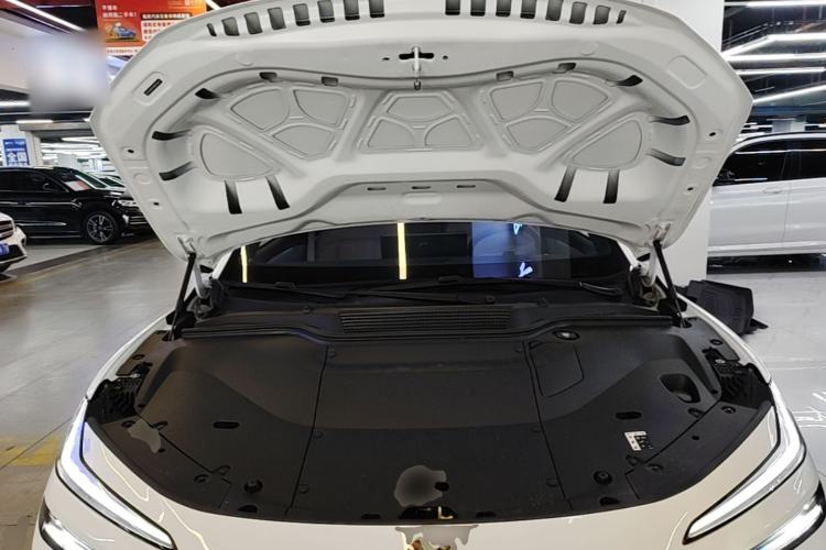 Used ONVO L60 2025 Model—60 kWh Rear-Wheel-Drive Version Engine Bay
