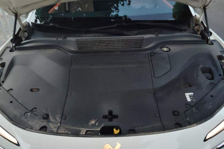 Used ONVO L60 2025 Model—60 kWh Rear-Wheel-Drive Version Engine Bay