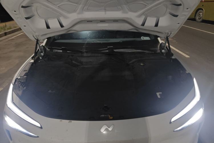 Used ONVO L60 2025 Model—60 kWh All-Wheel-Drive Version Engine Bay