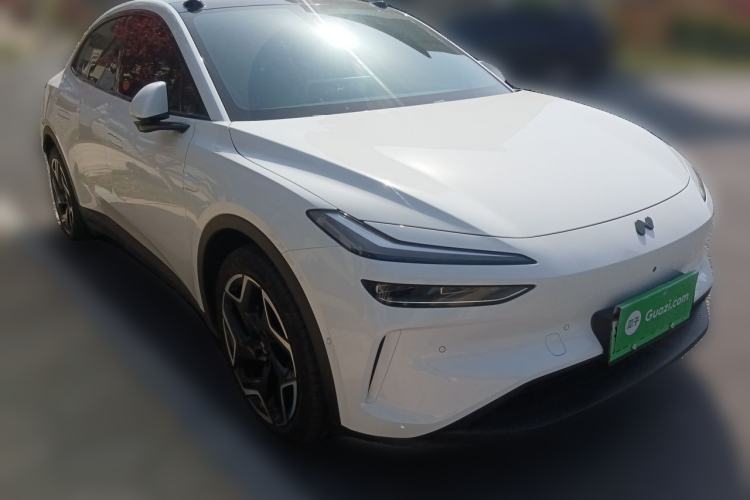 Used ONVO L60 2025 Model—60 kWh All-Wheel-Drive Version Exterior 1