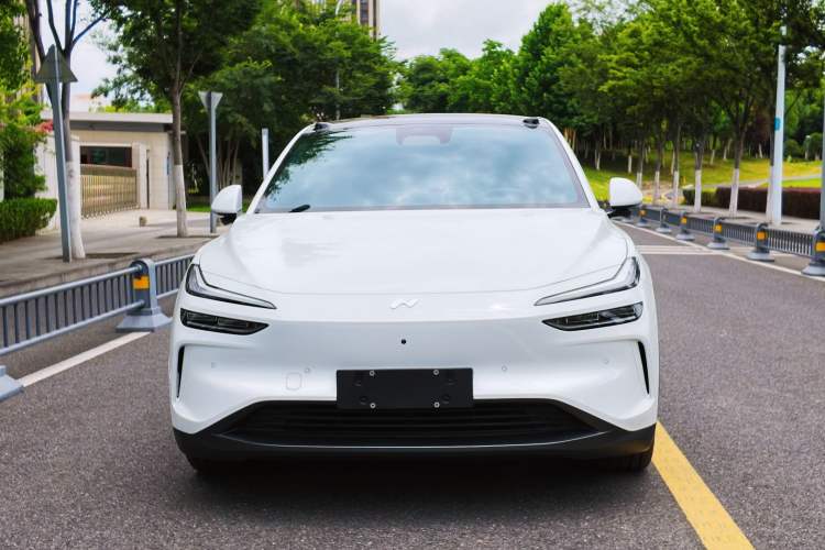 Used ONVO L60 2025 Model—60 kWh Rear-Wheel-Drive Version Exterior 1