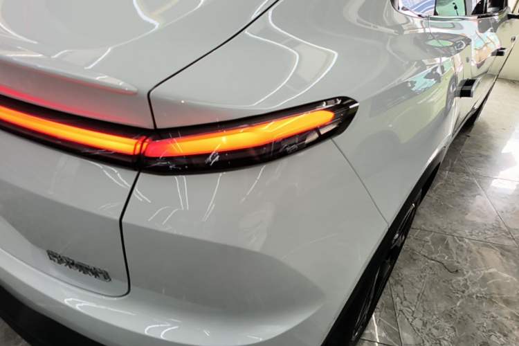 Used ONVO L60 2025 Model—60 kWh All-Wheel-Drive Version Exterior 3