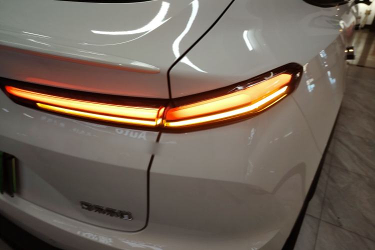 Used ONVO L60 2025 Model—85 kWh All-Wheel-Drive Version Exterior 3