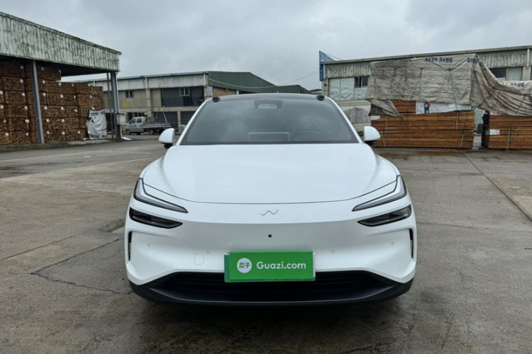 Used ONVO L60 2025 Model—60 kWh Rear-Wheel-Drive Version Exterior 4