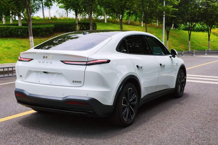 Used ONVO L60 2025 Model—60 kWh Rear-Wheel-Drive Version Exterior 7