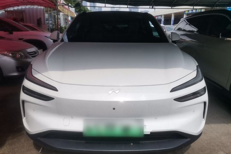 Used ONVO L60 2025 Model—60 kWh Rear-Wheel-Drive Version Front