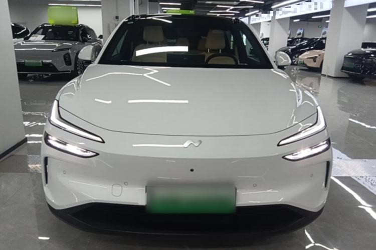 Used ONVO L60 2025 Model—60 kWh Rear-Wheel-Drive Version Front