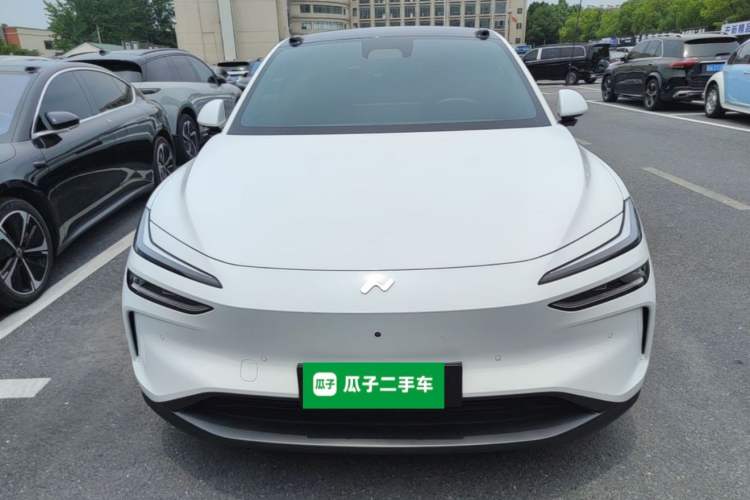 Used ONVO L60 2025 Model—60 kWh Rear-Wheel-Drive Version Front