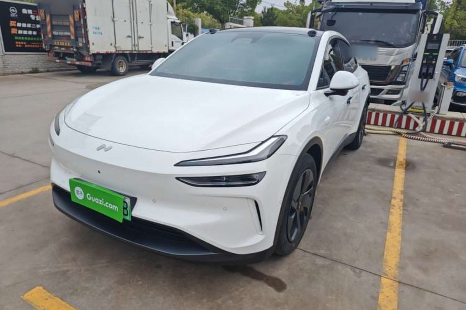 Used ONVO L60 2025 Model—60 kWh Rear-Wheel-Drive Version Front Left 45 Deg