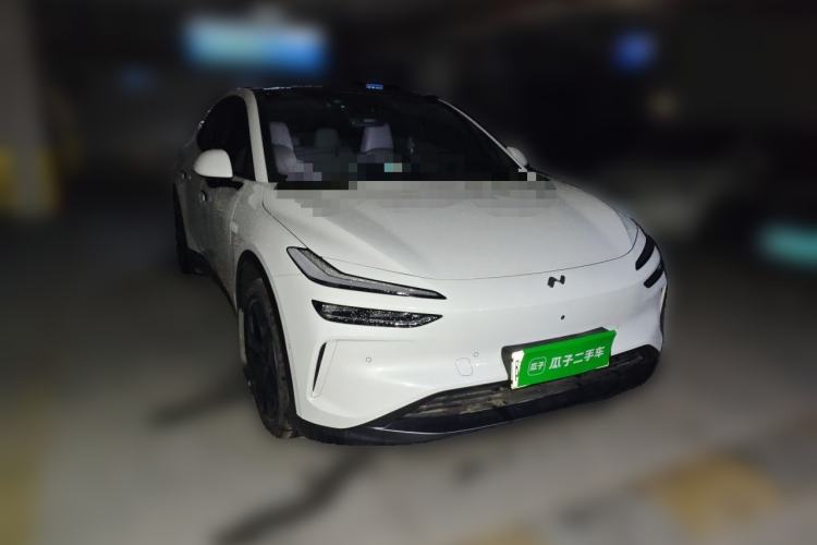 Used ONVO L60 2025 Model—60 kWh Rear-Wheel-Drive Version Front Right 45 Deg