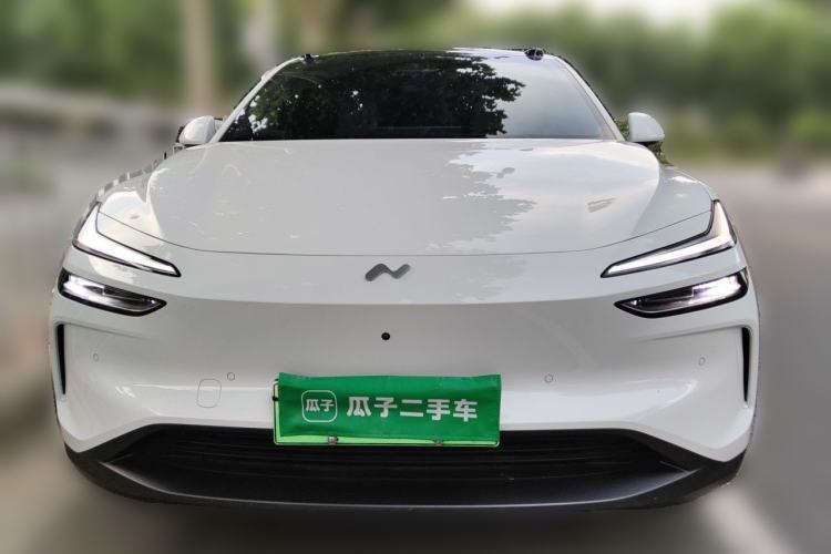 Used ONVO L60 2025 Model—60 kWh Rear-Wheel-Drive Version Front