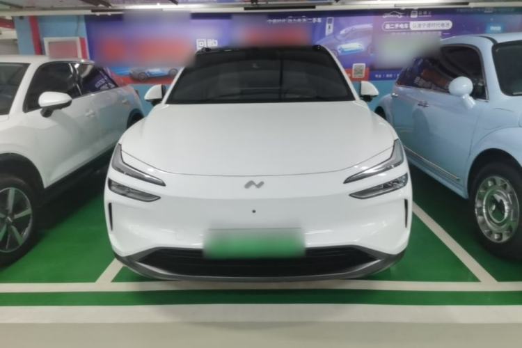 Used ONVO L60 2025 Model—60 kWh Rear-Wheel-Drive Version Front