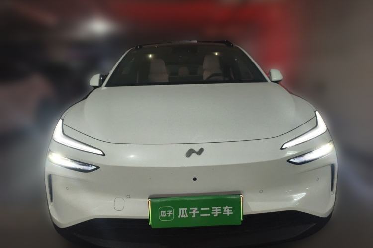 Used ONVO L60 2025 Model—60 kWh Rear-Wheel-Drive Version Front