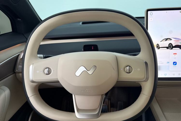 Used ONVO L60 2025 Model—60 kWh All-Wheel-Drive Version Interior 2