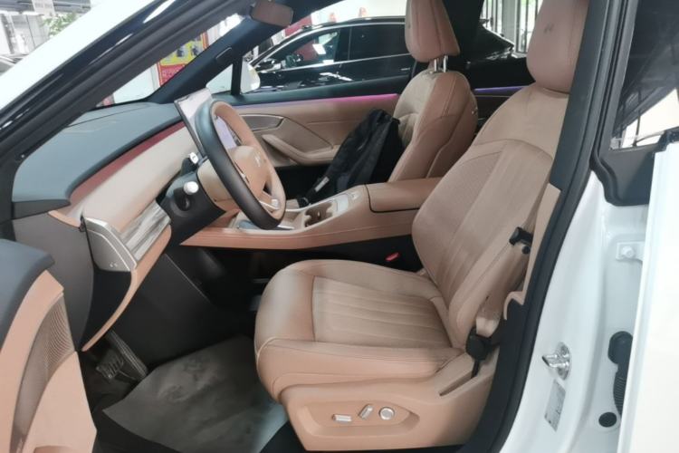 Used ONVO L60 2025 Model—60 kWh All-Wheel-Drive Version Left Front Seat