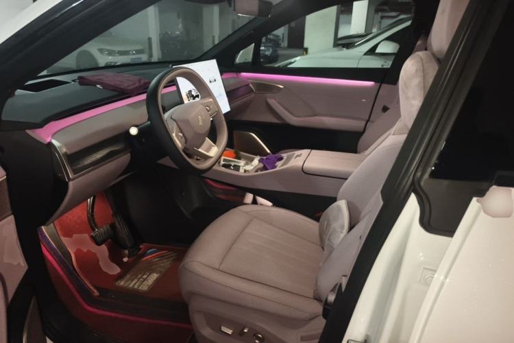 Used ONVO L60 2025 Model—60 kWh Rear-Wheel-Drive Version Left Front Seat