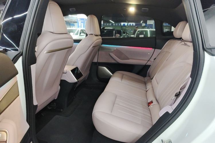 Used ONVO L60 2025 Model—60 kWh Rear-Wheel-Drive Version Left Rear Seat