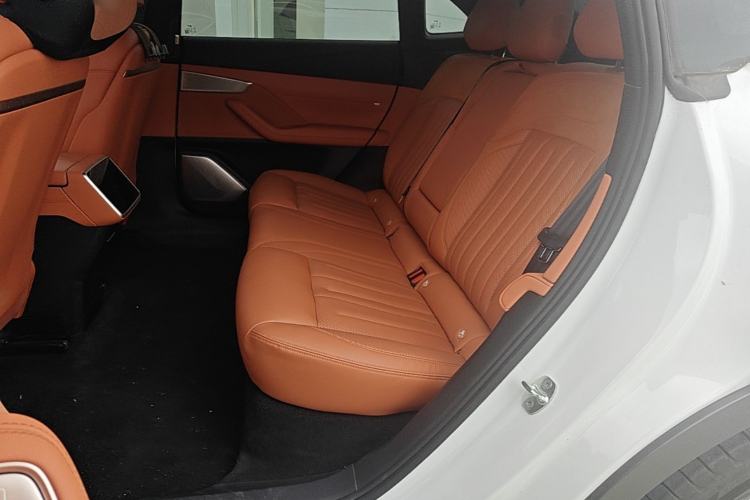 Used ONVO L60 2025 Model—60 kWh Rear-Wheel-Drive Version Left Rear Seat