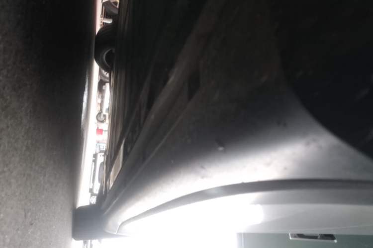 Used ONVO L60 2025 Model—60 kWh Rear-Wheel-Drive Version Left Side Sill