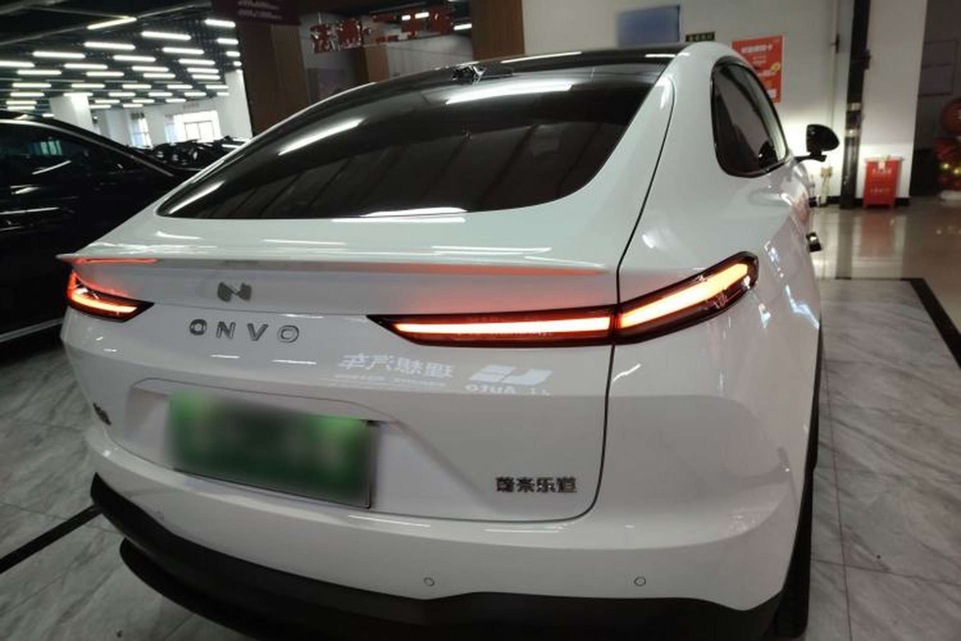 Used ONVO L60 2025 Model—85 kWh All-Wheel-Drive Version Rear