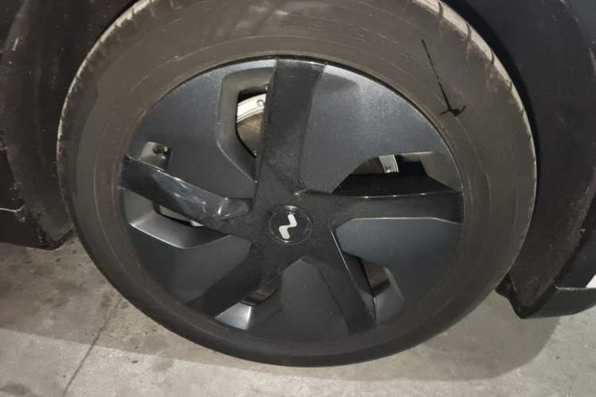 Used ONVO L60 2025 Model—60 kWh Rear-Wheel-Drive Version Right Front Wheel Hub
