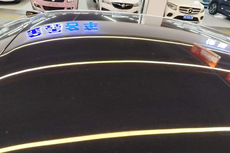Used ONVO L60 2025 Model—60 kWh Rear-Wheel-Drive Version Roof