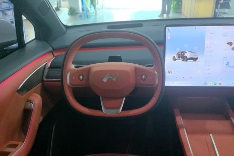Used ONVO L60 2025 Model—85 kWh All-Wheel-Drive Version Steering Wheel
