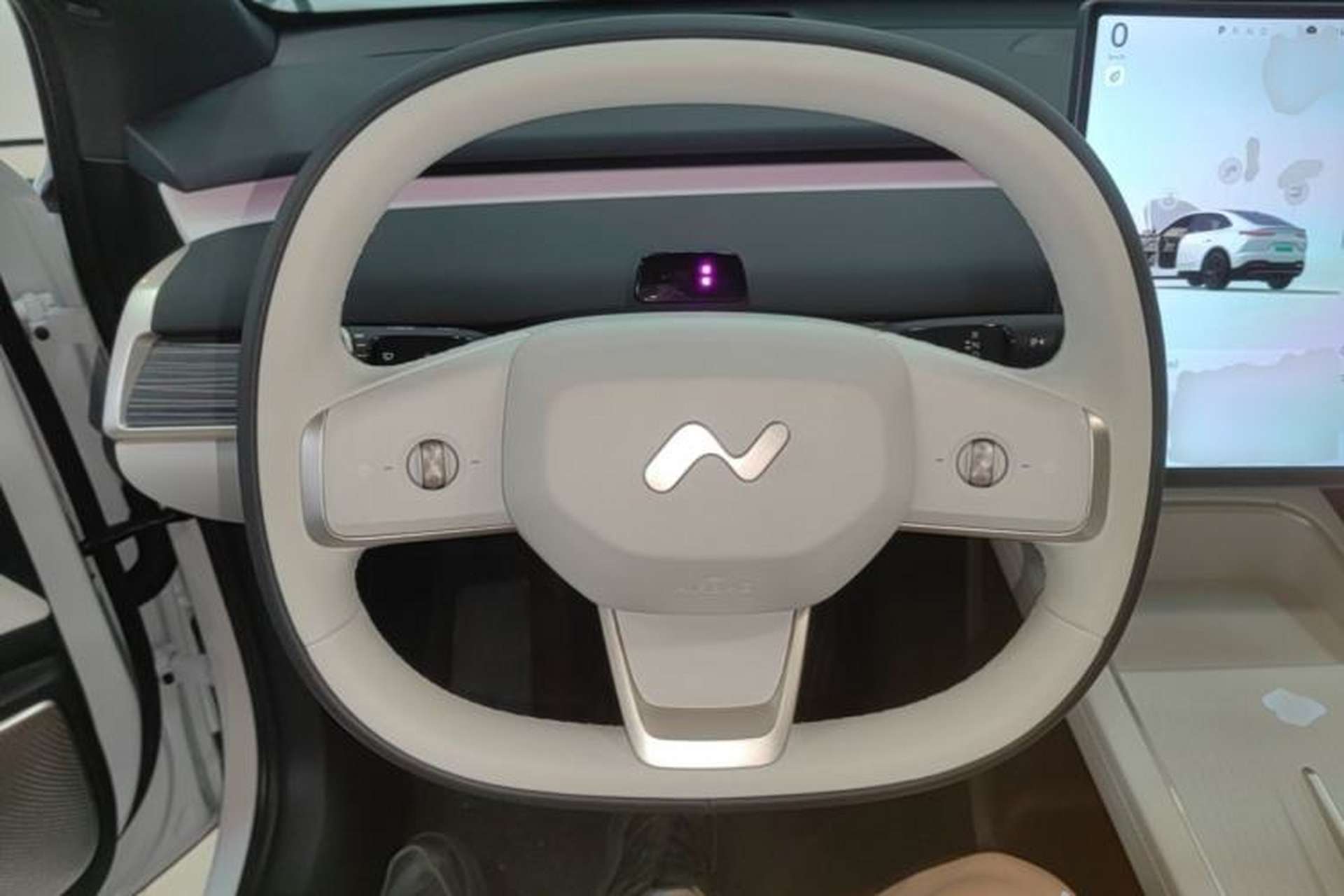 Used ONVO L60 2025 Model—60 kWh Rear-Wheel-Drive Version Steering Wheel