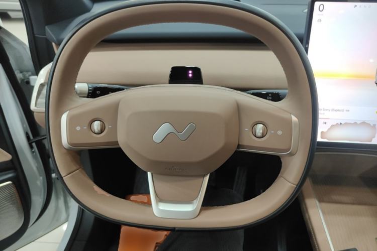 Used ONVO L60 2025 Model—60 kWh All-Wheel-Drive Version Steering Wheel