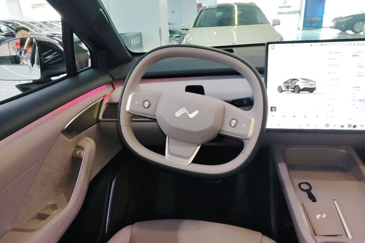 Used ONVO L60 2025 Model—60 kWh Rear-Wheel-Drive Version Steering Wheel