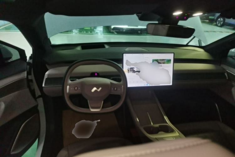 Used ONVO L60 2025 Model—60 kWh Rear-Wheel-Drive Version Steering Wheel