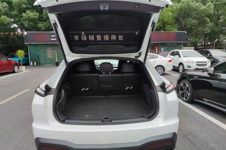 Used ONVO L60 2025 Model—60 kWh Rear-Wheel-Drive Version Trunk
