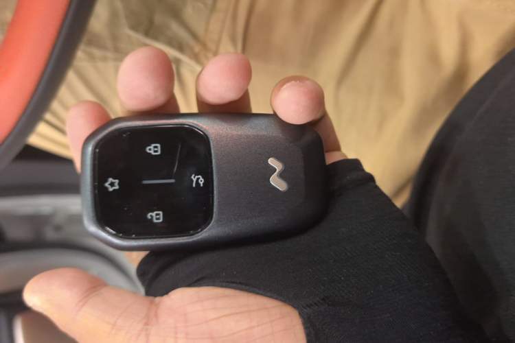Used ONVO L60 2025 Model—85 kWh All-Wheel-Drive Version Vehicle Key