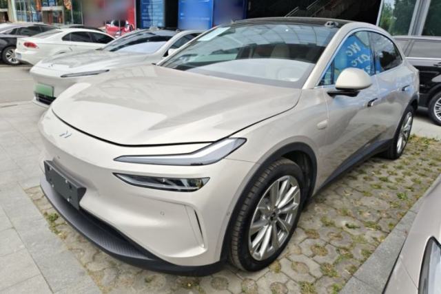 Used ONVO L60 2025 Model—60 kWh All-Wheel-Drive Version