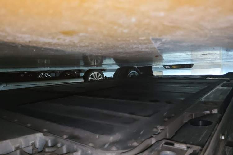 Used ONVO L60 2025 Model—60 kWh Rear-Wheel-Drive Version Chassis Rear Left