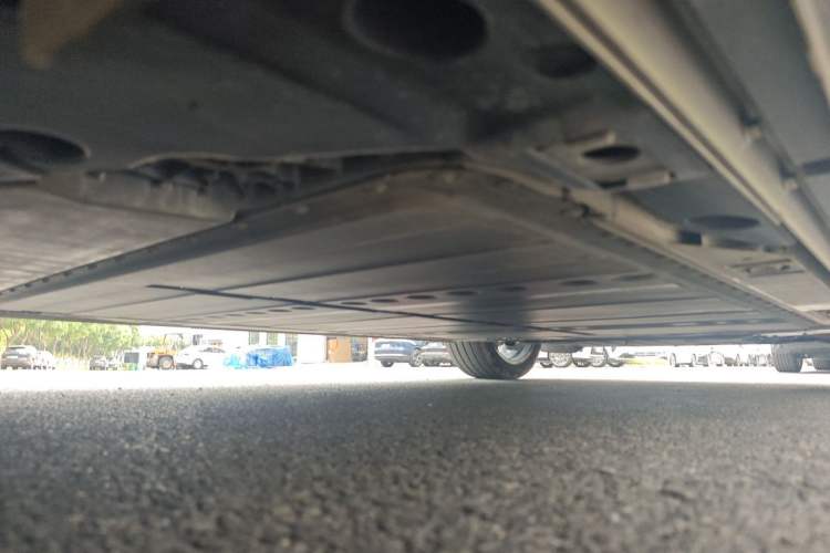 Used ONVO L60 2025 Model—60 kWh Rear-Wheel-Drive Version Chassis Rear Right