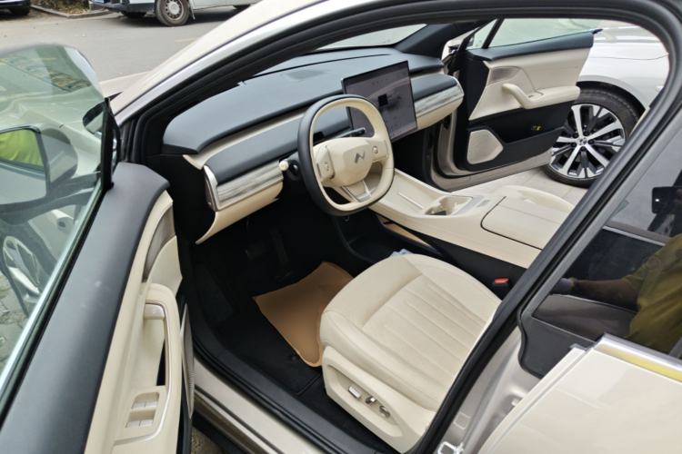 Used ONVO L60 2025 Model—60 kWh All-Wheel-Drive Version Driver Seat