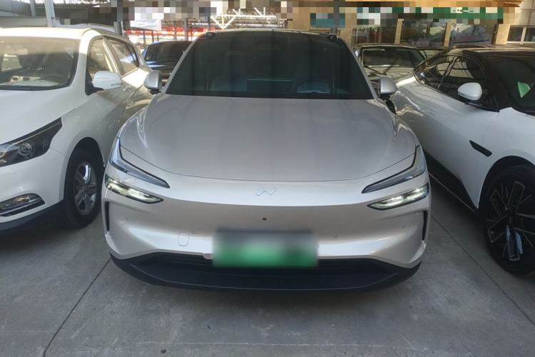 Used ONVO L60 2025 Model—60 kWh Rear-Wheel-Drive Version Front