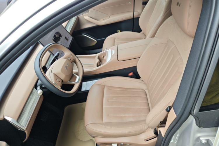Used ONVO L60 2025 Model—60 kWh All-Wheel-Drive Version Left Front Seat