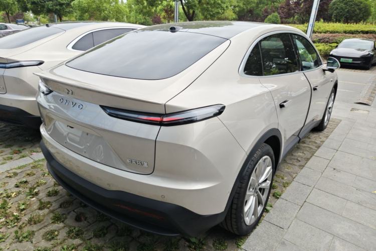 Used ONVO L60 2025 Model—60 kWh All-Wheel-Drive Version Rear Right 45 Deg
