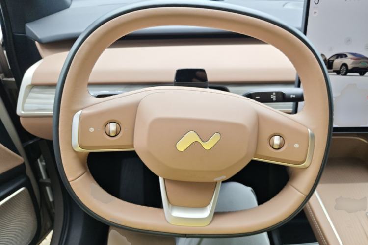 Used ONVO L60 2025 Model—60 kWh All-Wheel-Drive Version Steering Wheel