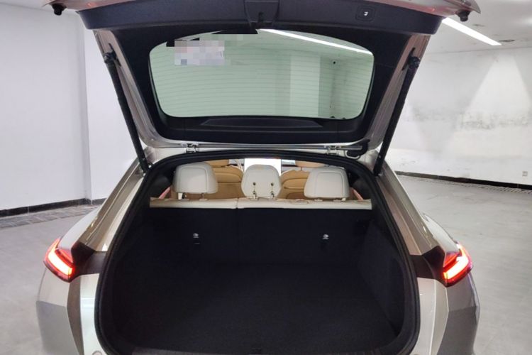 Used ONVO L60 2025 Model—60 kWh All-Wheel-Drive Version Trunk
