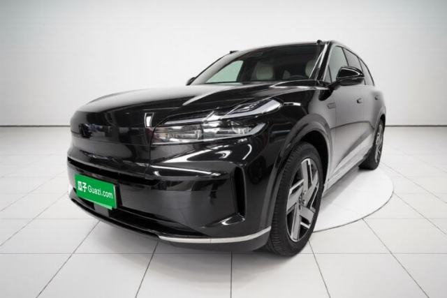 Ojetý ONVO Luxeed L90 2025 Model Max Six-Seater 60-degree Battery Edition