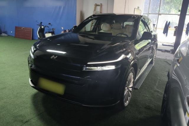 Used ONVO Luxeed L90 2025 Model—Max Six-Seater Version
