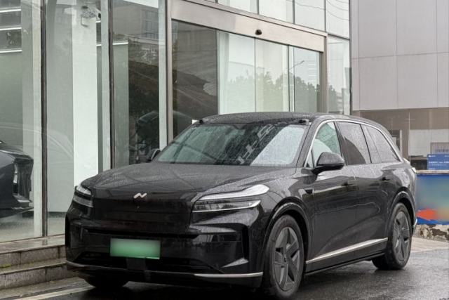 Used ONVO Luxeed L90 2025 Model—Max Six-Seater Version