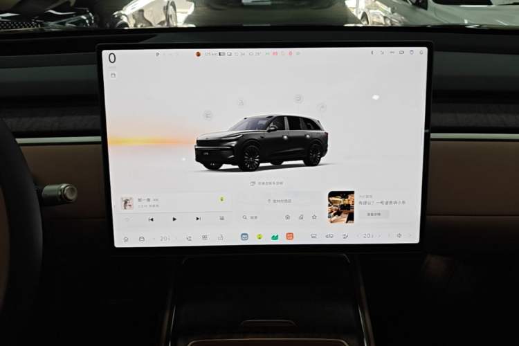 Used ONVO Luxeed L90 2025 Model—Black Knight Special Edition—Six-Seater Audio And AC Panel