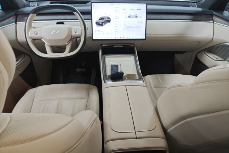 Used ONVO Luxeed L90 2025 Model Ultra Six-Seater 60-degree Battery Edition Center Console