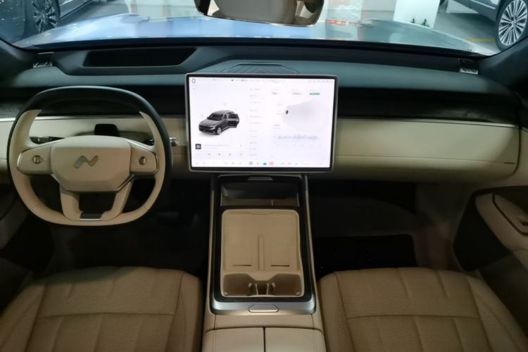 Used ONVO Luxeed L90 2025 Model Ultra Six-Seater 60-degree Battery Edition Center Console